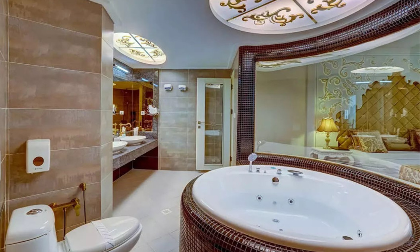 اتاق ماه عسل هتل سی نور مشهد