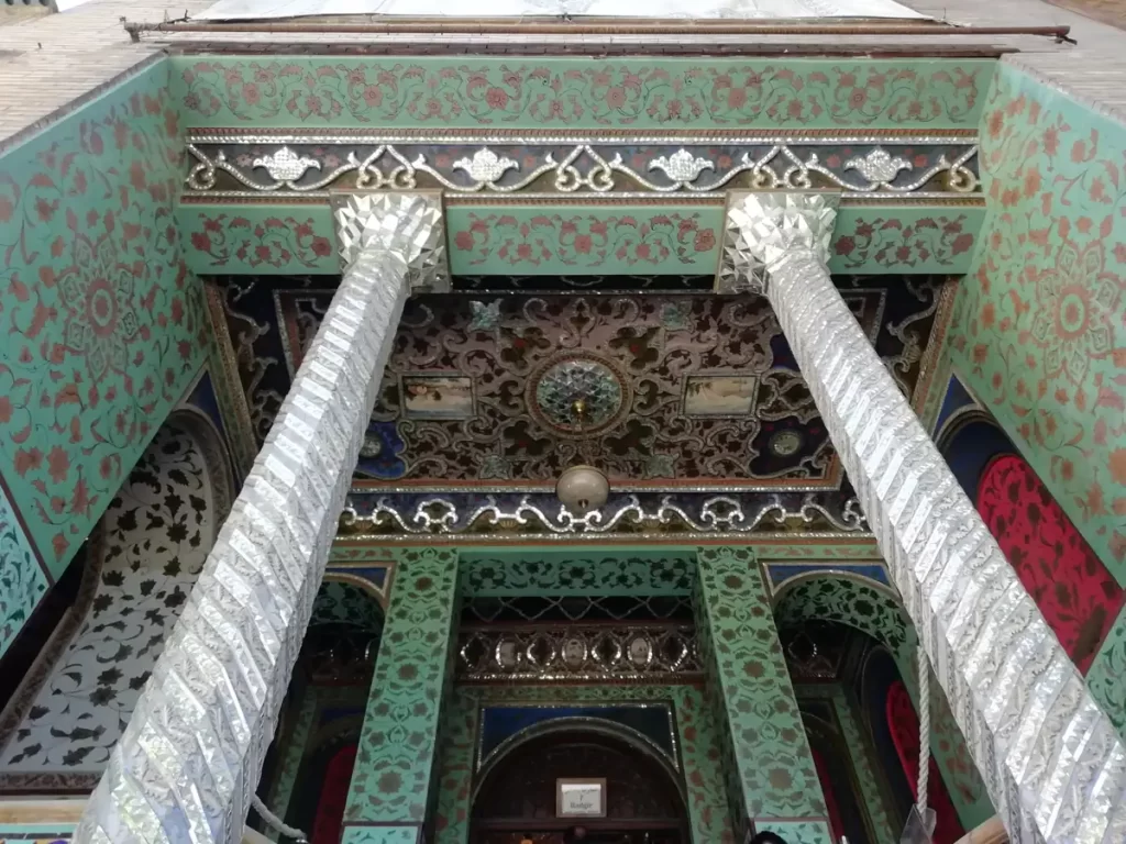 سایت رسمی کاخ گلستان