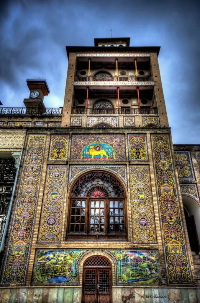جن در کاخ گلستان