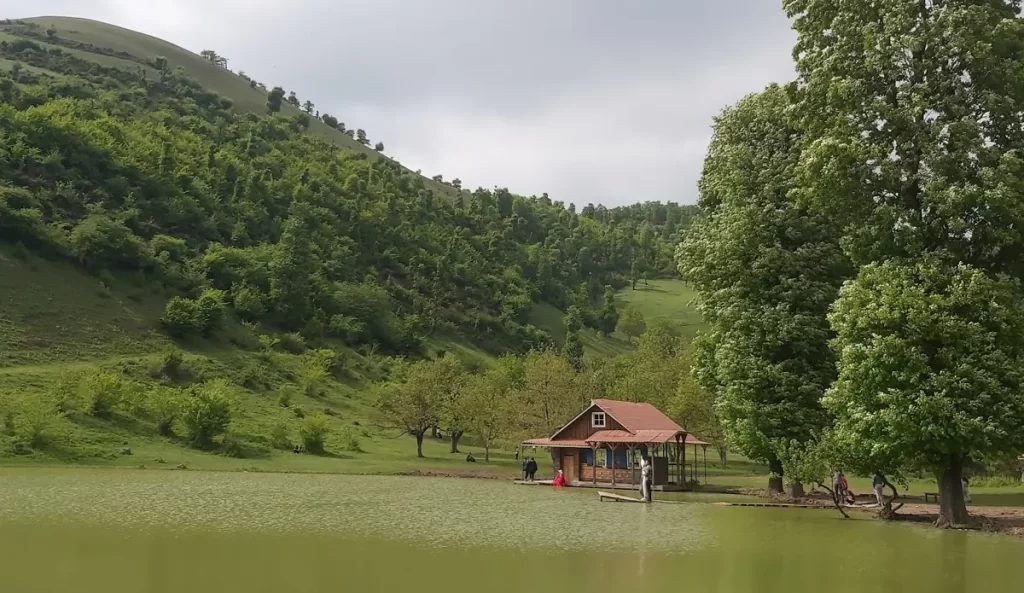 جاهای دیدنی رستم آباد
