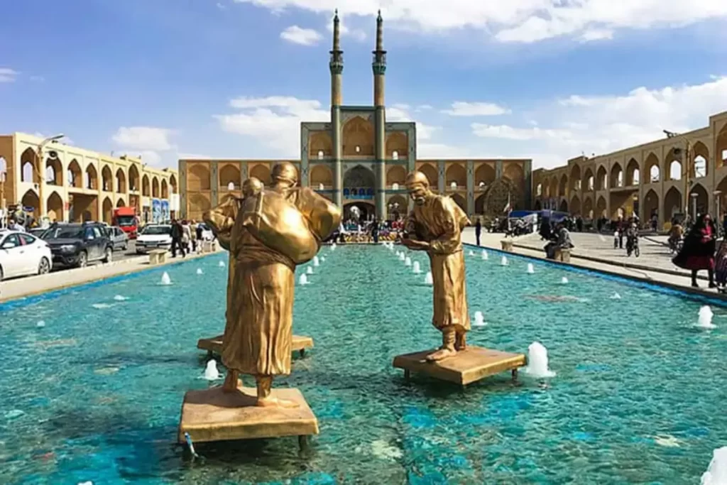 میدان امیرچخماق یزد