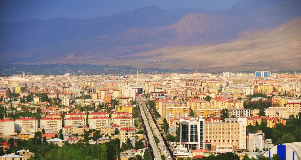 کدام شهر ترکیه ارزان است