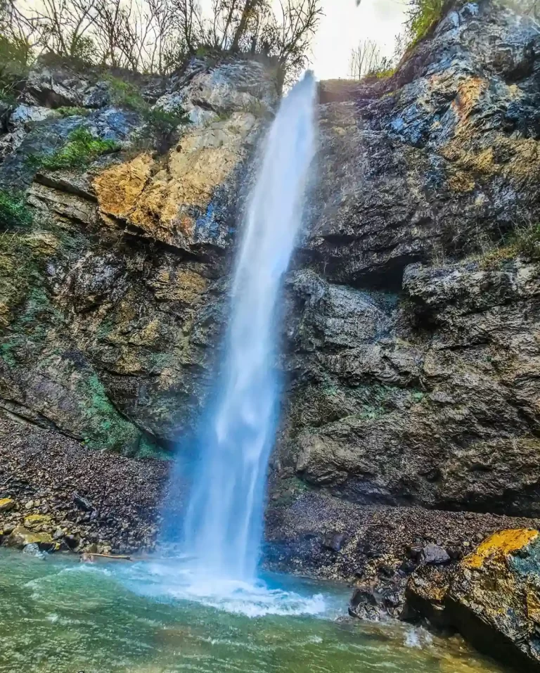 آبشار تودارک کجاست