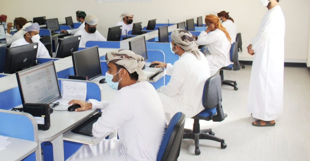 کار در عمان