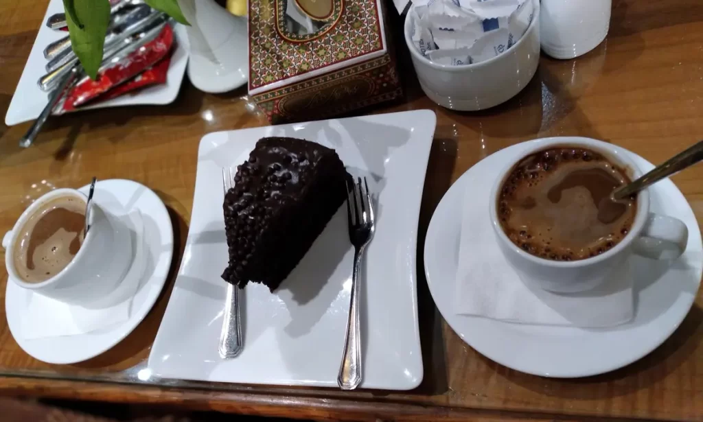منوی کافی‌شاپ هتل عباسی اصفهان