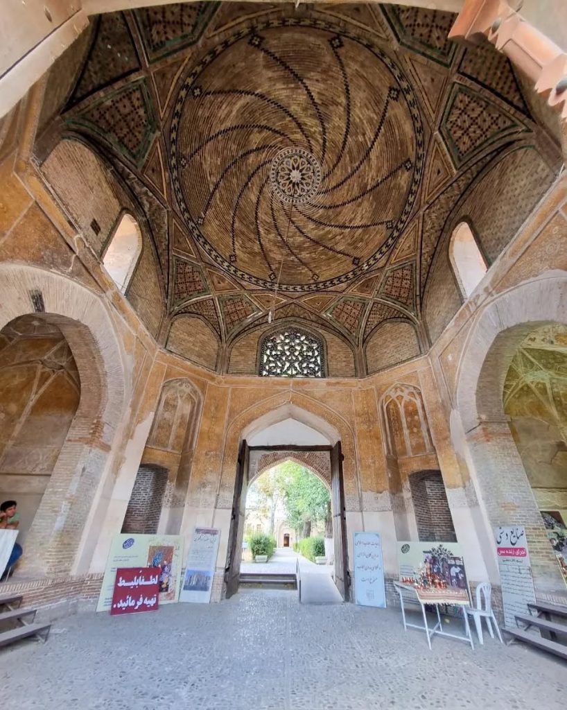 سردر عالی‌قاپو