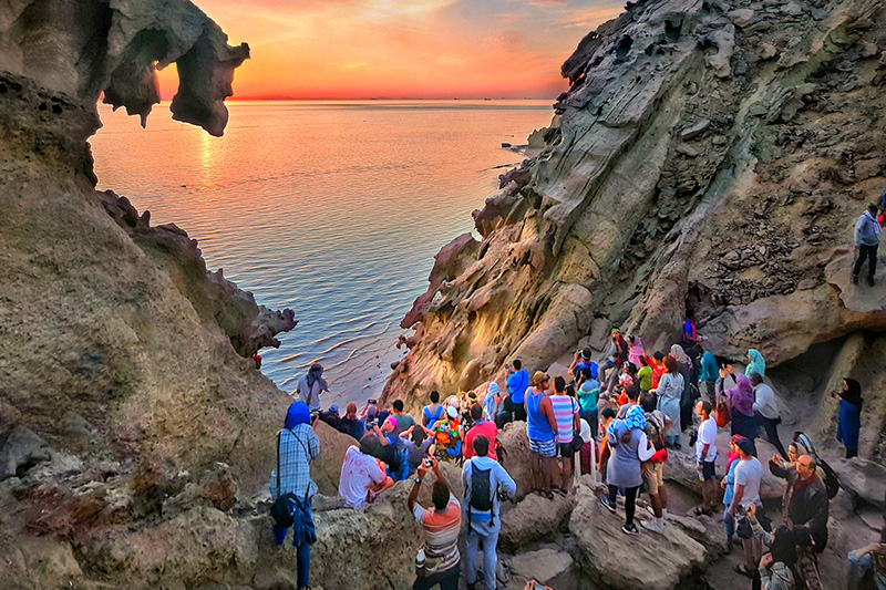 سواحل آرام و غروب زیبا در کیش