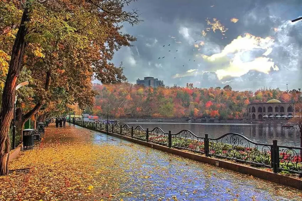 زیبایی پاییزی شهر بزرگ تبریز