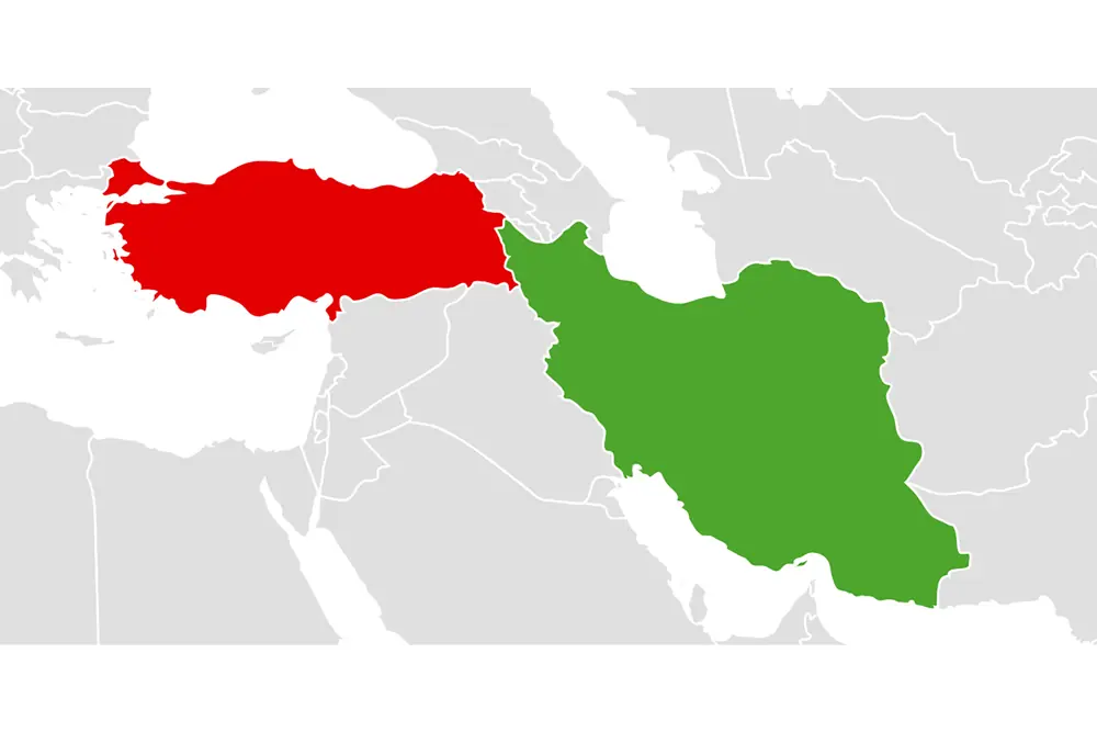 قدمت ترکیه بیشتر است یا ایران