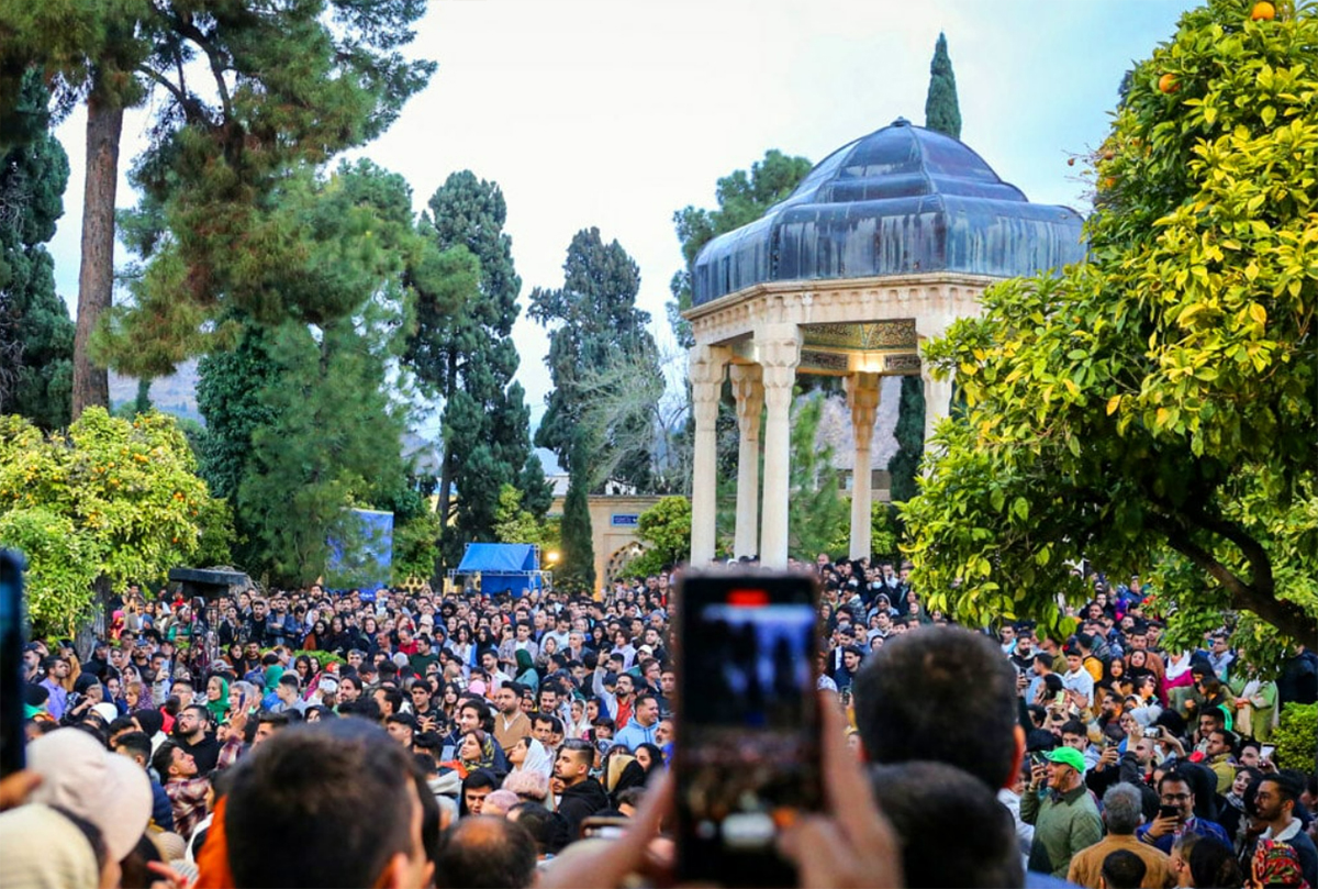 عید شیراز کجا بریم؟ | سفر به شهر باغ‌ها، تاریخ و جاذبه‌های دیدنی شیراز