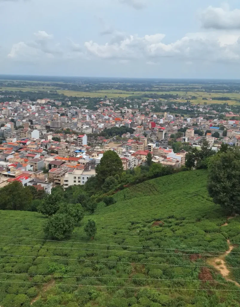 لاهیجان در پاییز